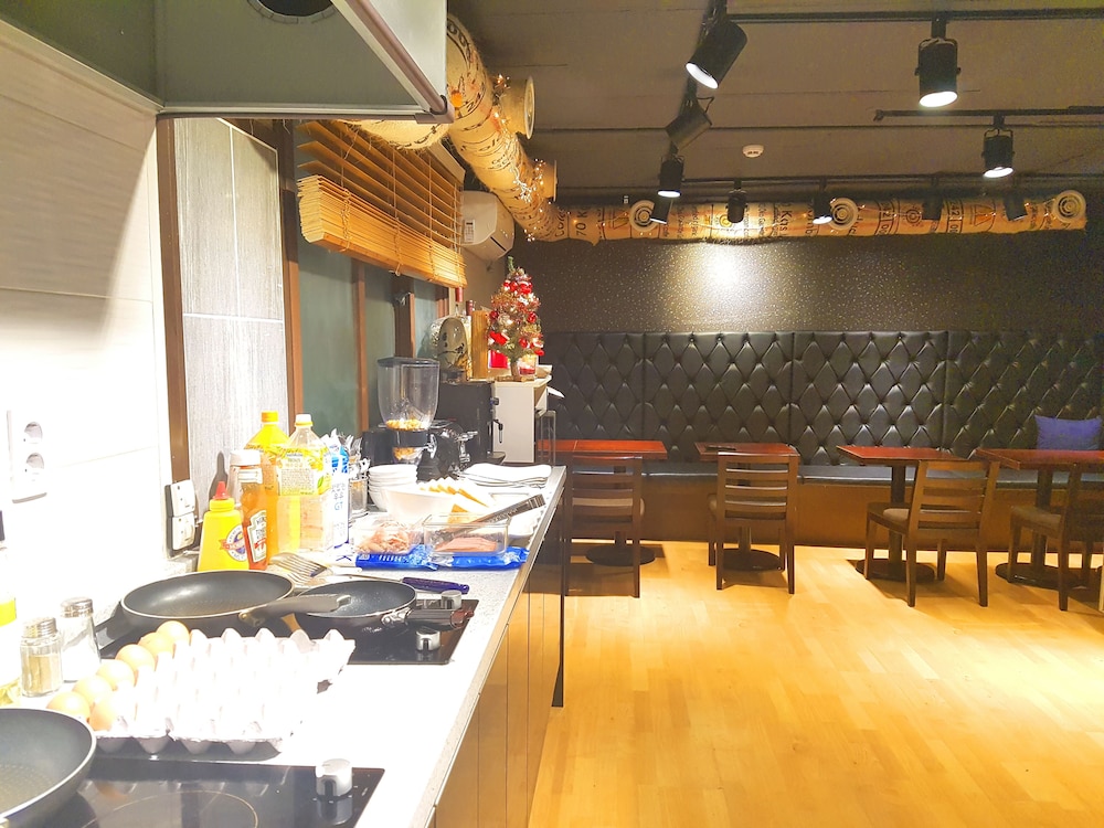 Ryu Guest House 58/72