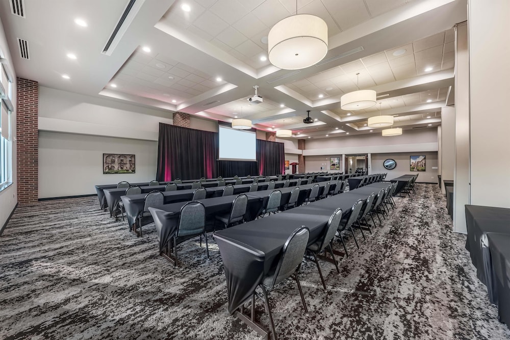 Drury Plaza Hotel San Antonio North 41/49