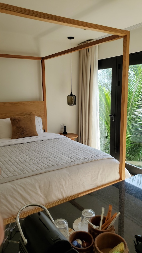 Hotel Secreto 4/36
