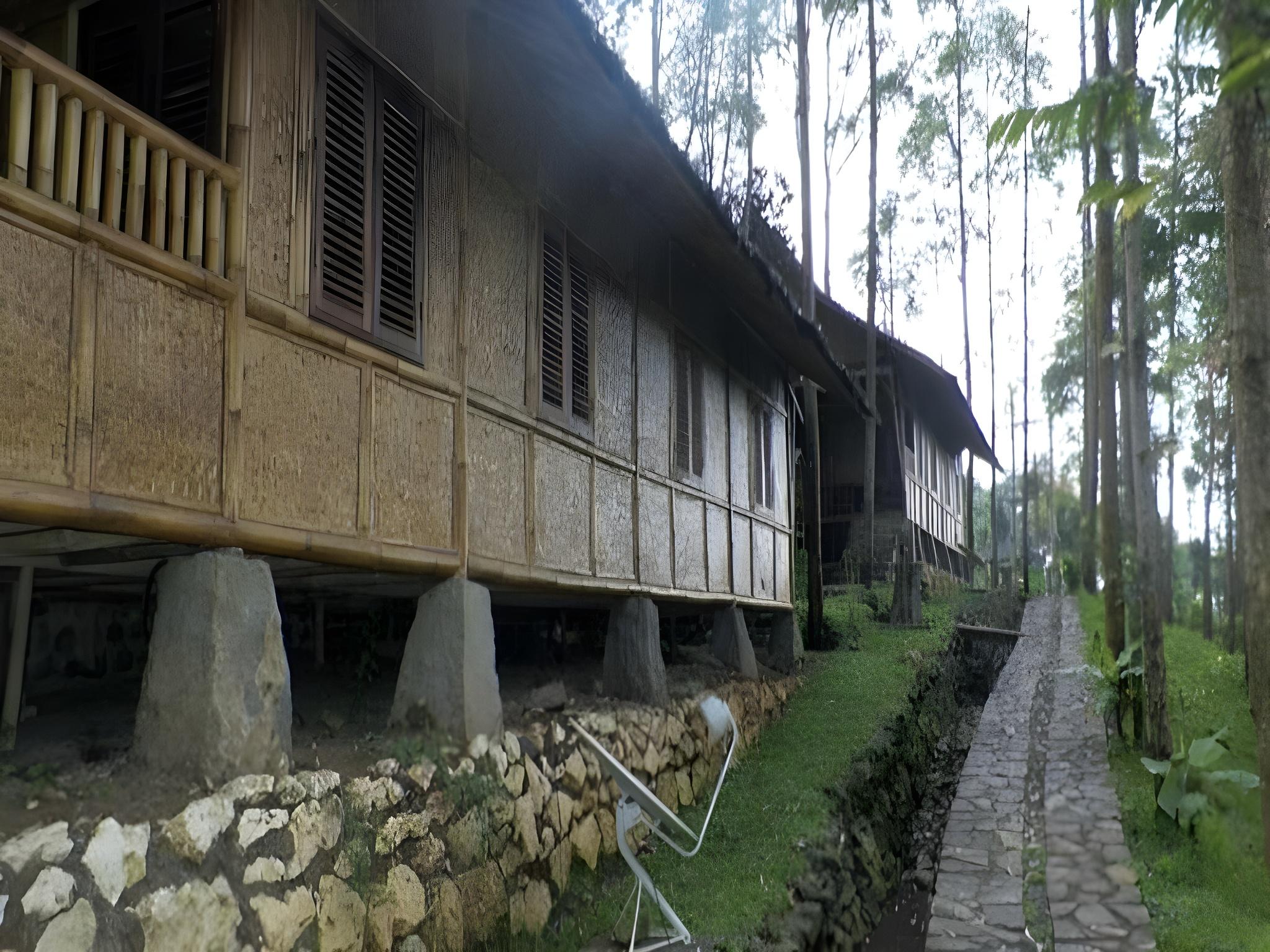 Sutan Raja Villa Kampung Karuhun 13/37