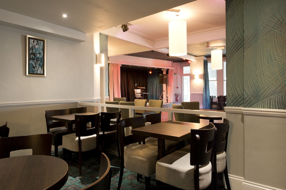 Beresford Hotel 39/57