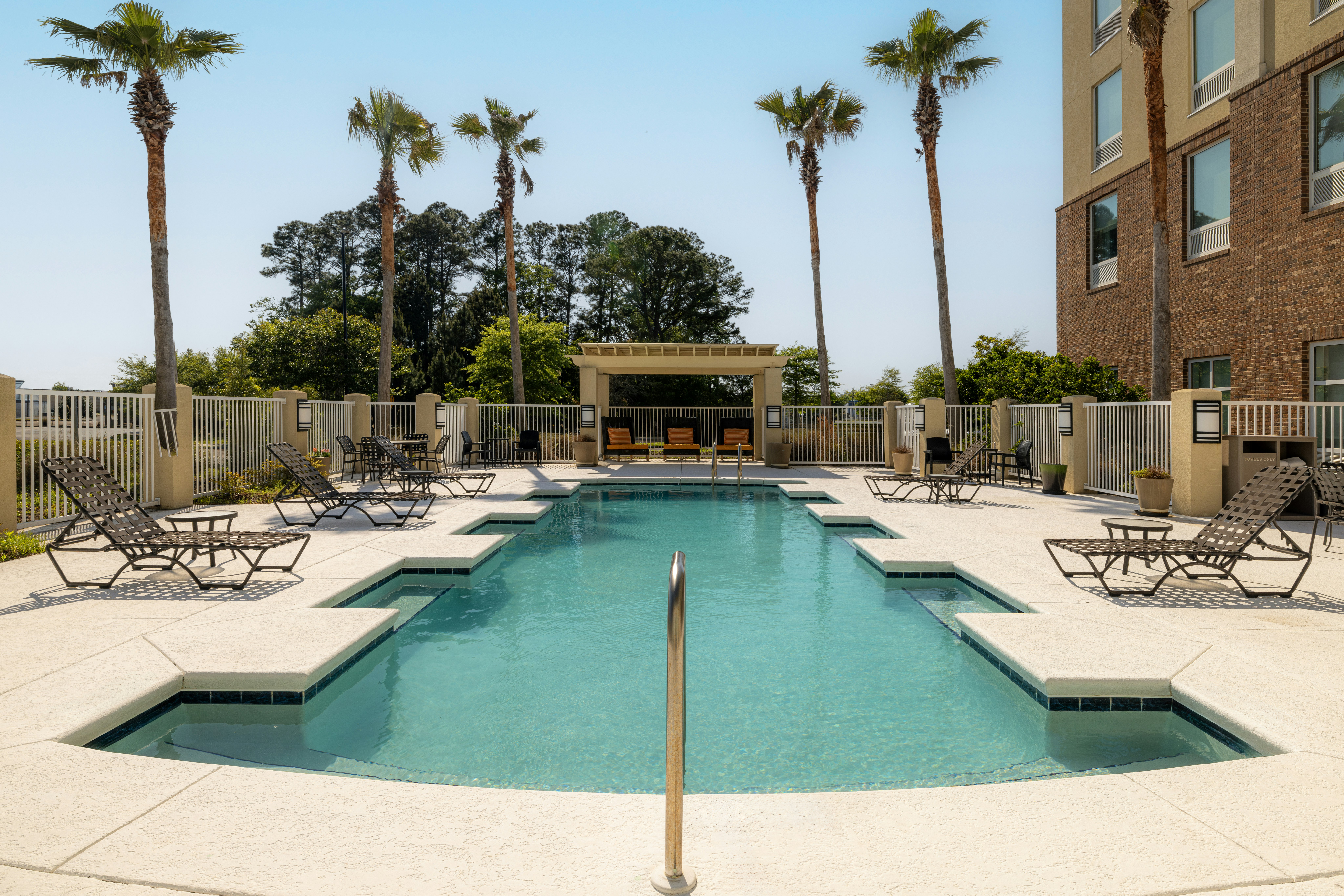 Hilton Garden Inn Pascagoula 21/21