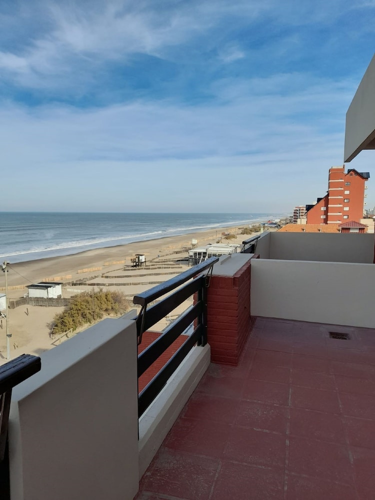 Intersur Villa Gesell 28/35
