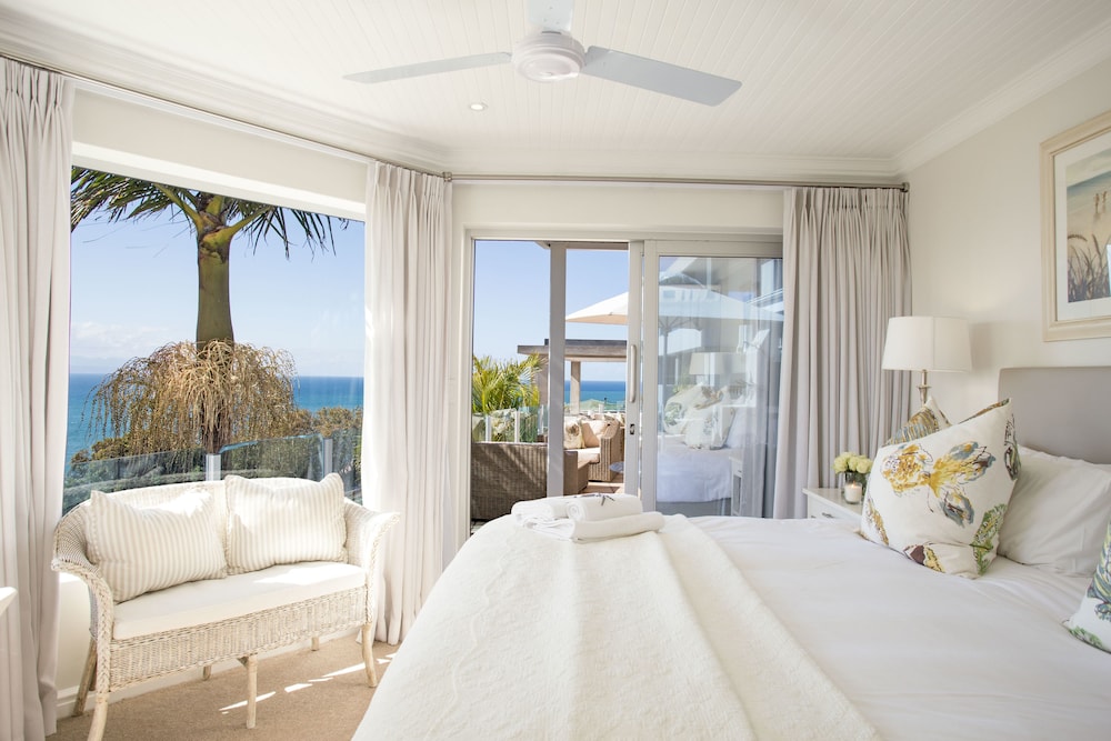 Ocean Watch Guest House 9/37