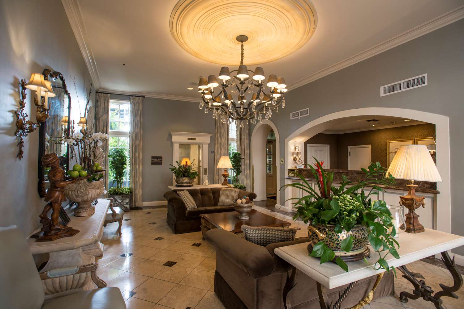 Bienville House Hotel 4/13