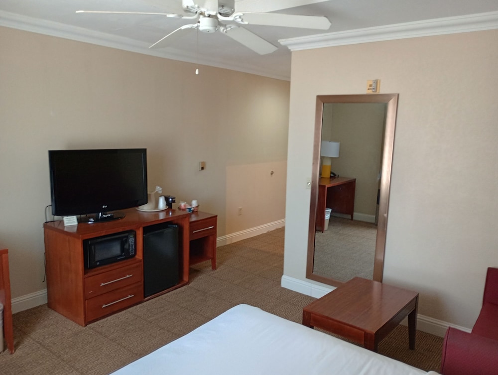 Northwest Expressway Hotel Oklahoma 23/31