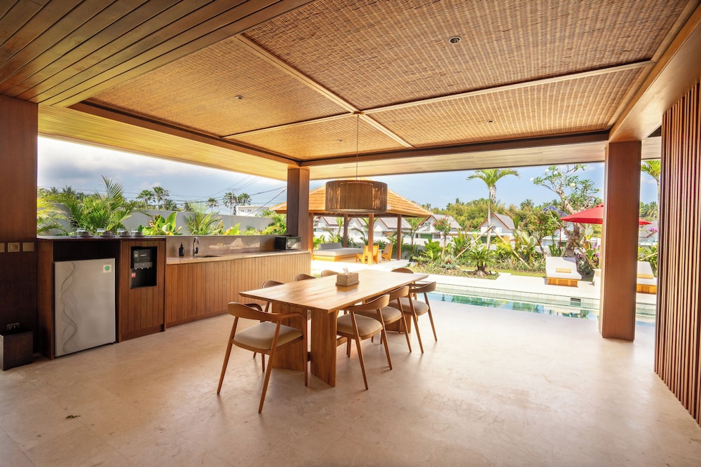 Amarta Beach Retreat By Nakula 40/50
