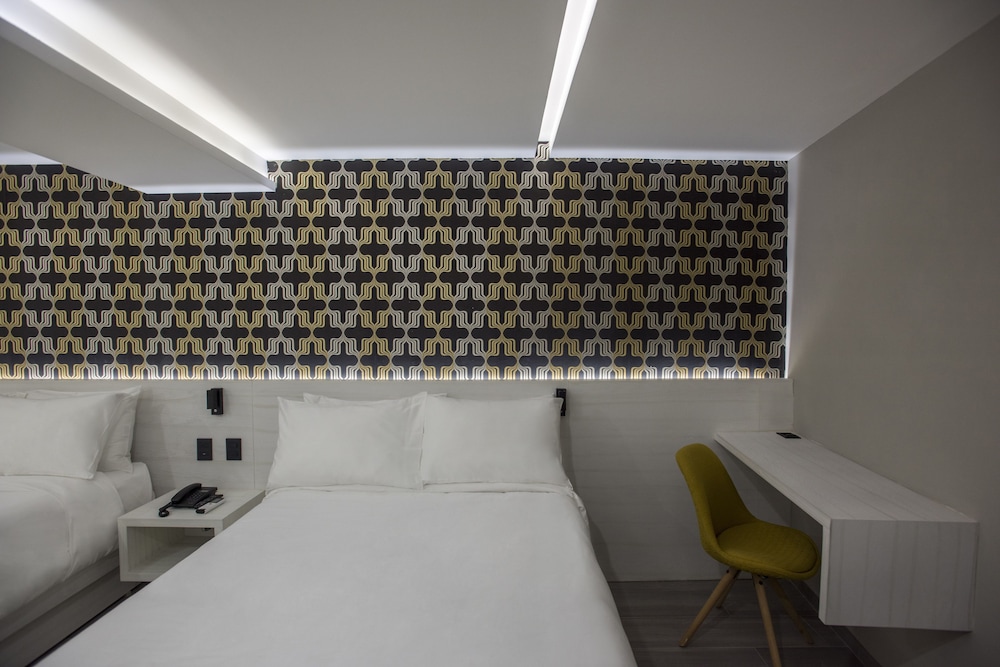 The Andy Hotel 15/64