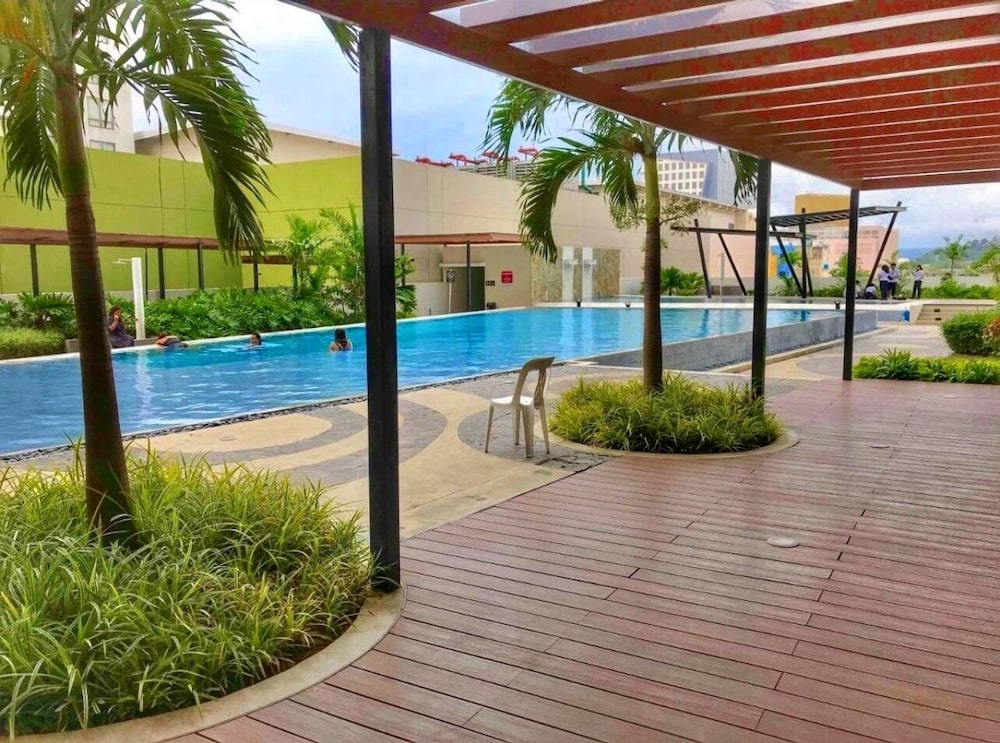 Centrio Tower Studio Unit 49/54
