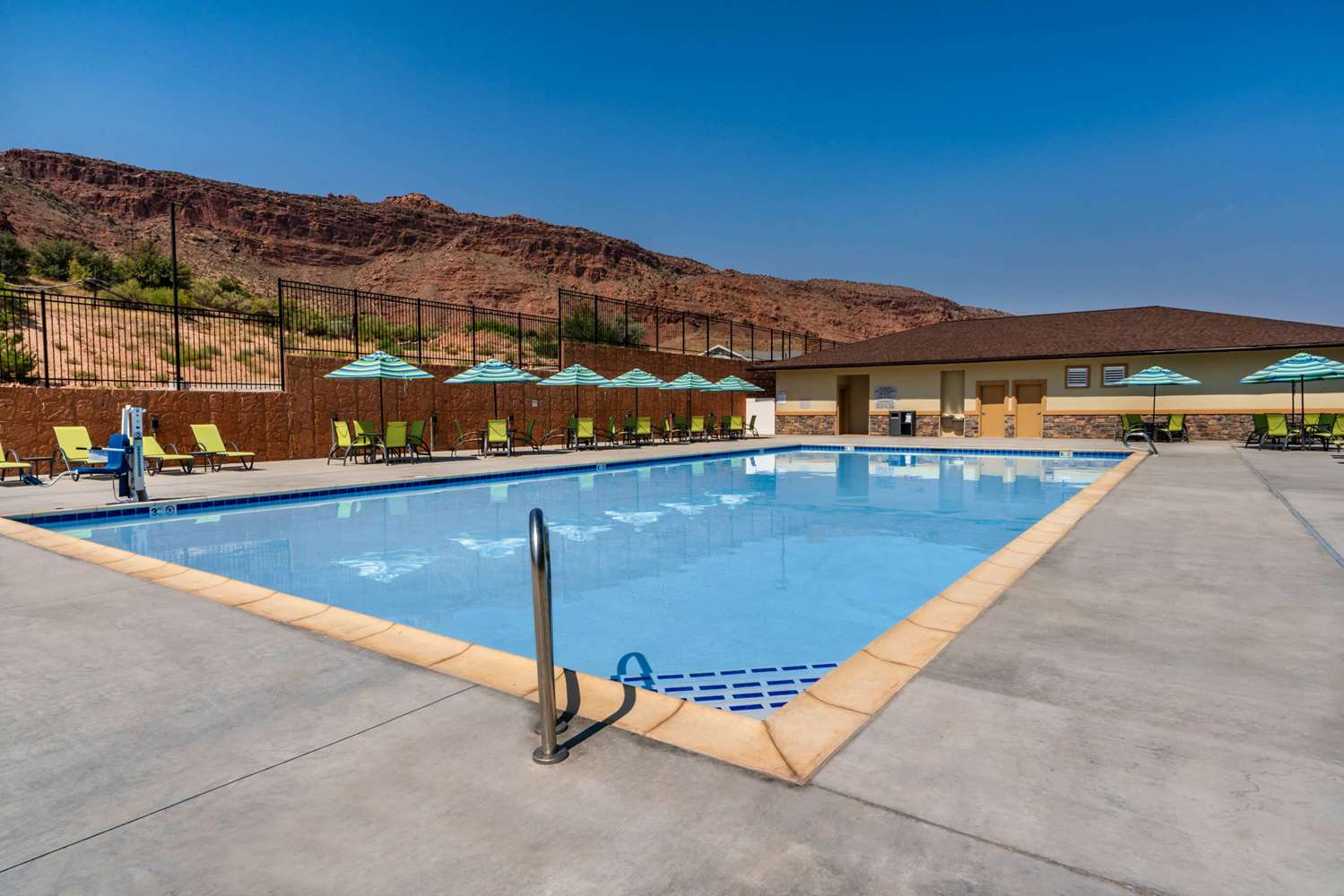Wingate By Wyndham Moab 13/22
