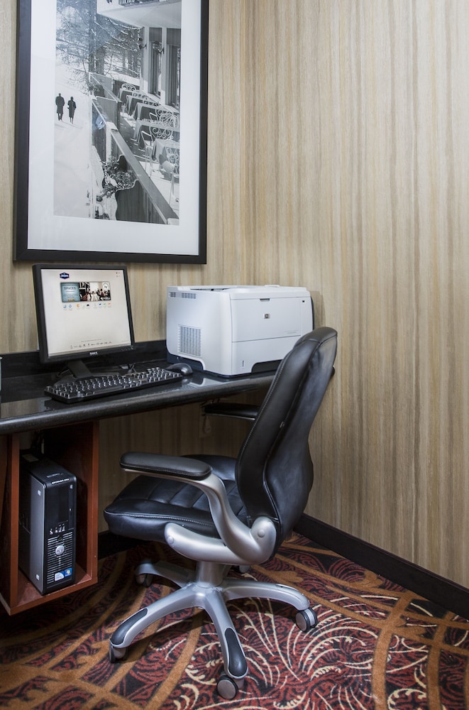 Hampton Inn Denver Nw Westminster 20/38