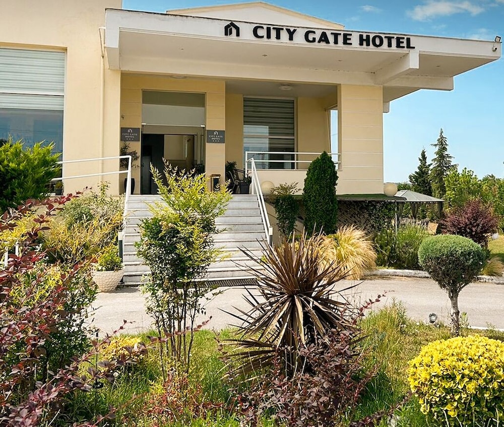 City Gate Hotel 6/50