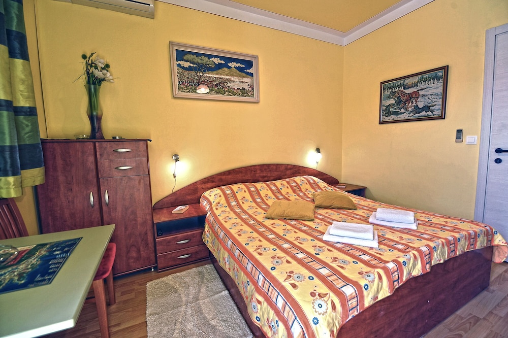 Villa Katarina 16/69