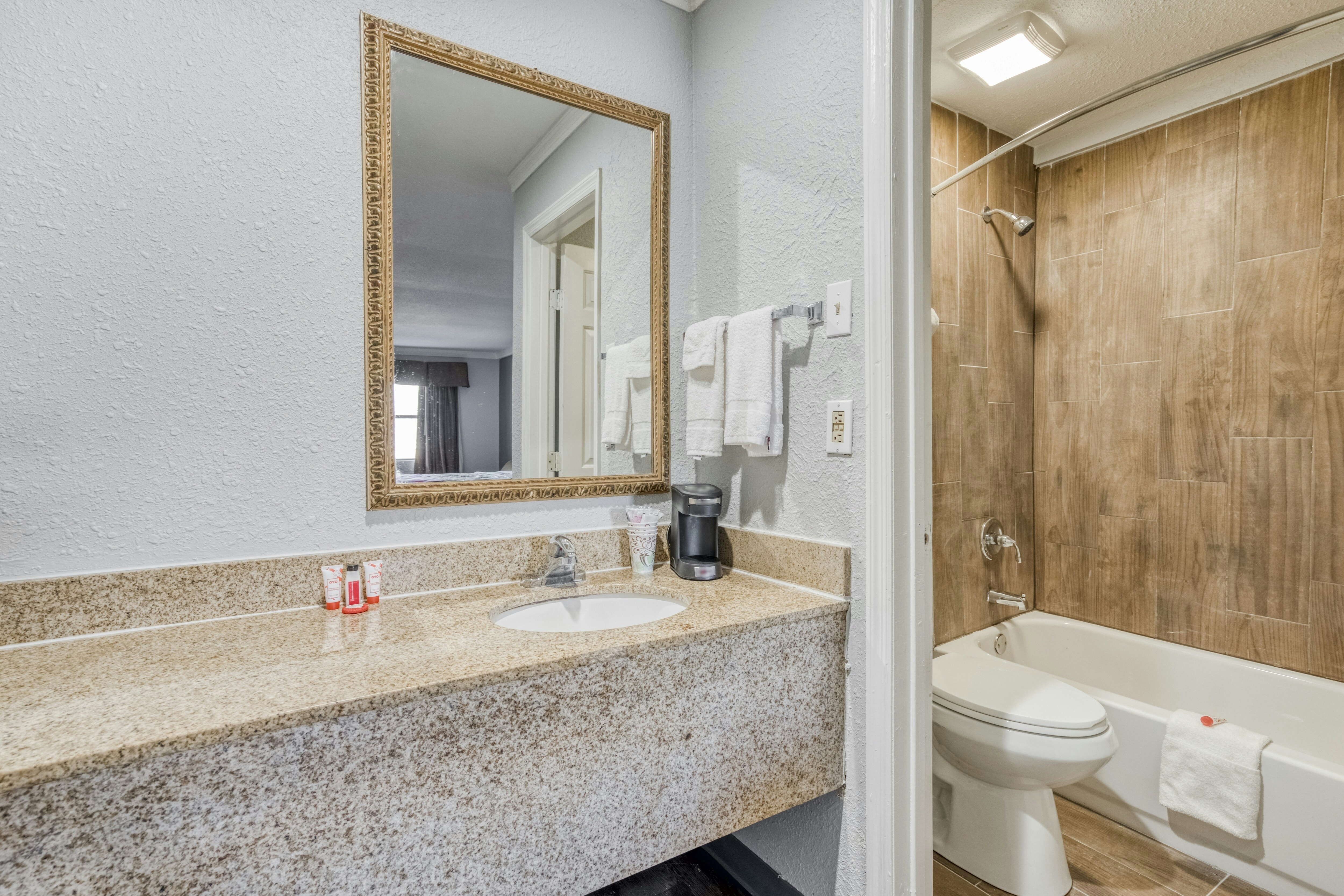 Hotel Pineville LA Hwy 165 47/49