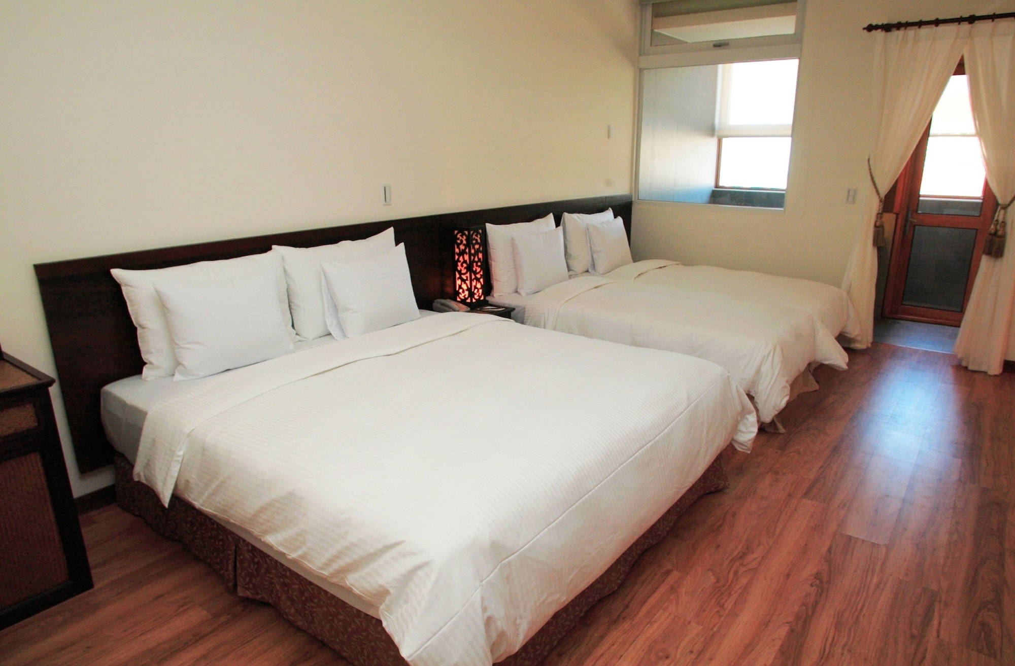 Family Suite, Queen and Twin Beds