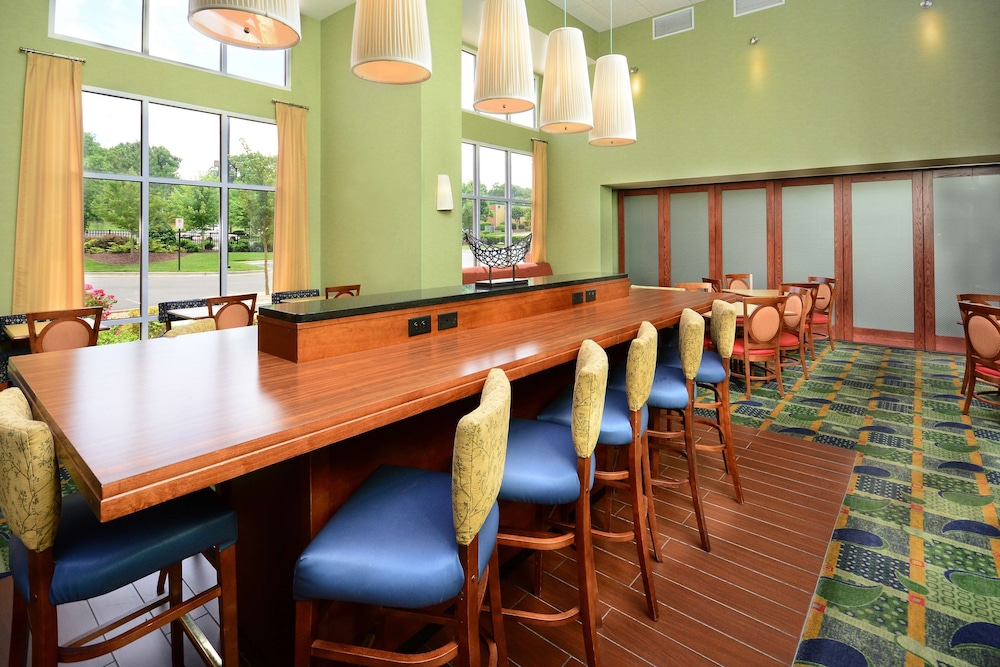 Hampton Inn Suites Durham North I85 49/53