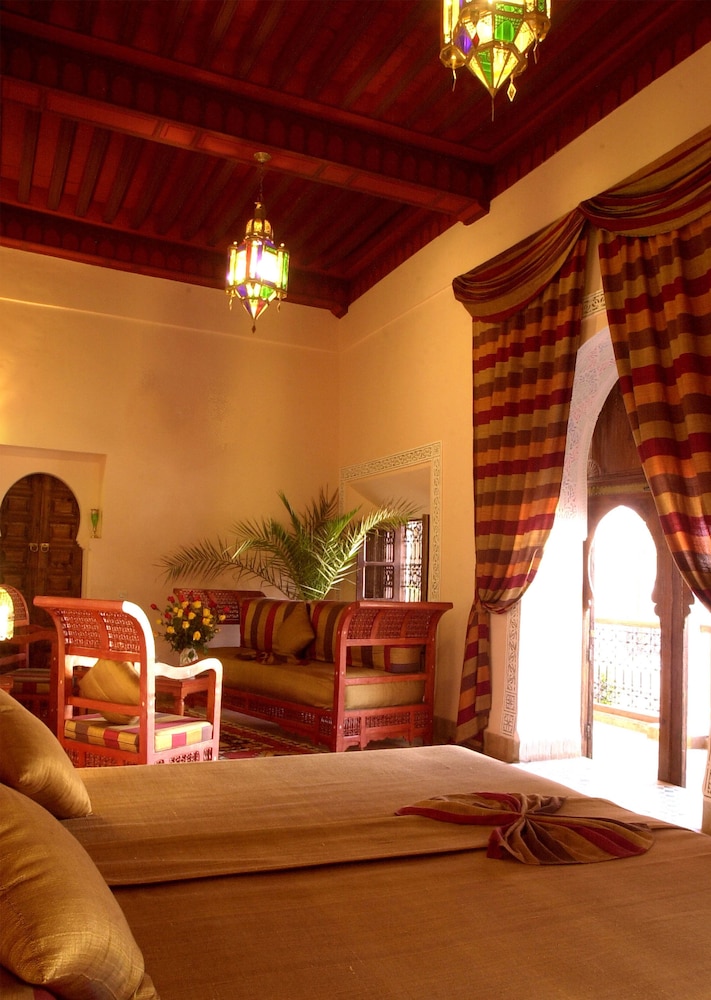 Riad Amina 55/75