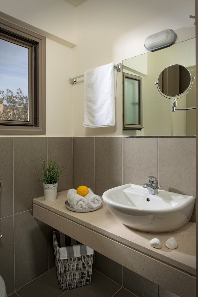 Skajado Cottages &amp; Apartments 73/76