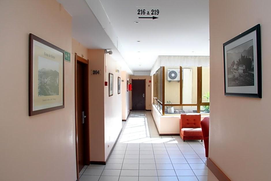 Imperio Hotel 5/56