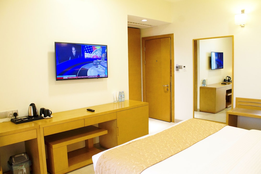 K Hotels 11/54