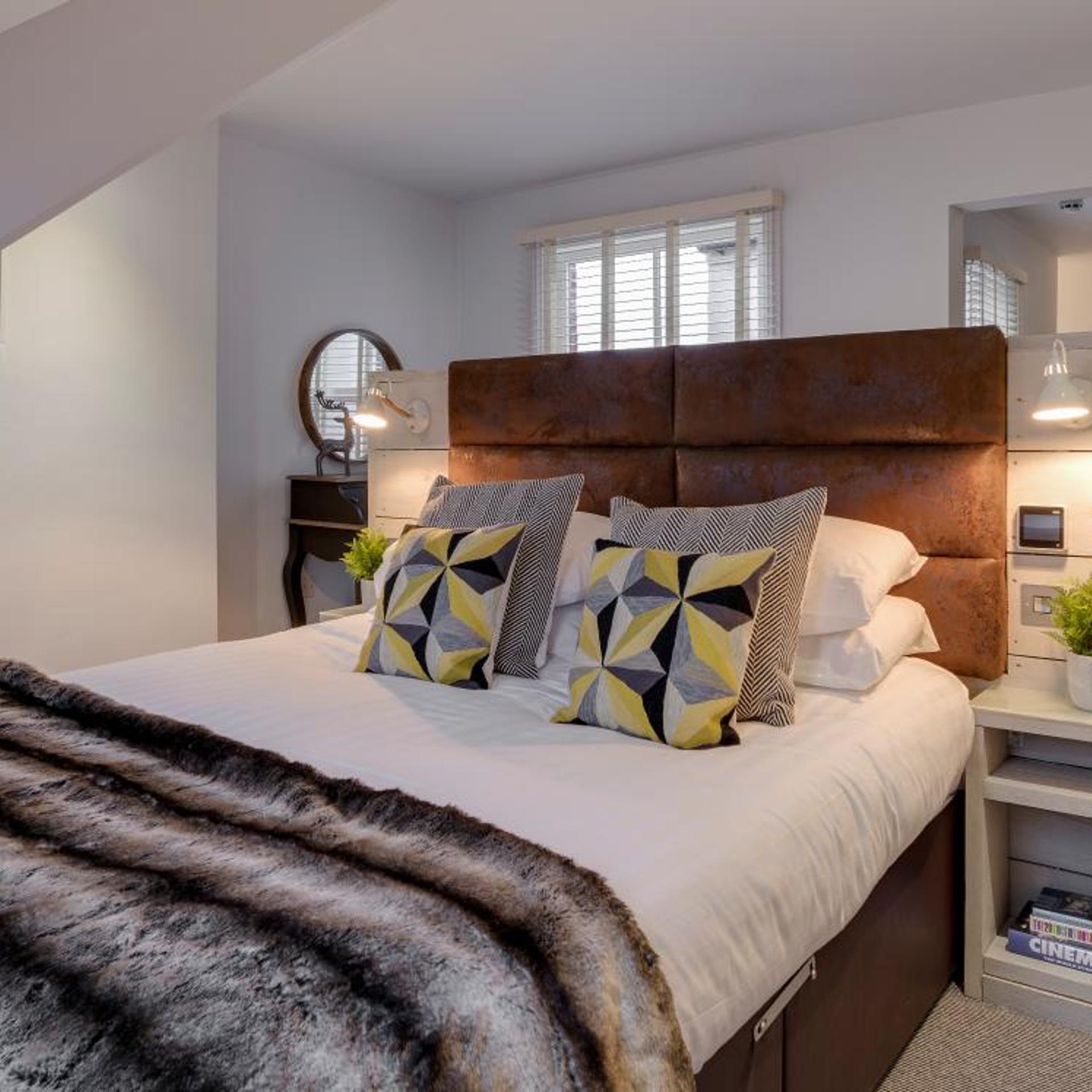 Loft, Deluxe, Suite
