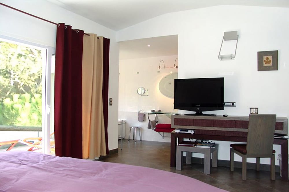 Private Hotel 35/50