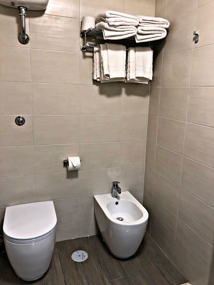 Napoli City Inn B&B 29/31