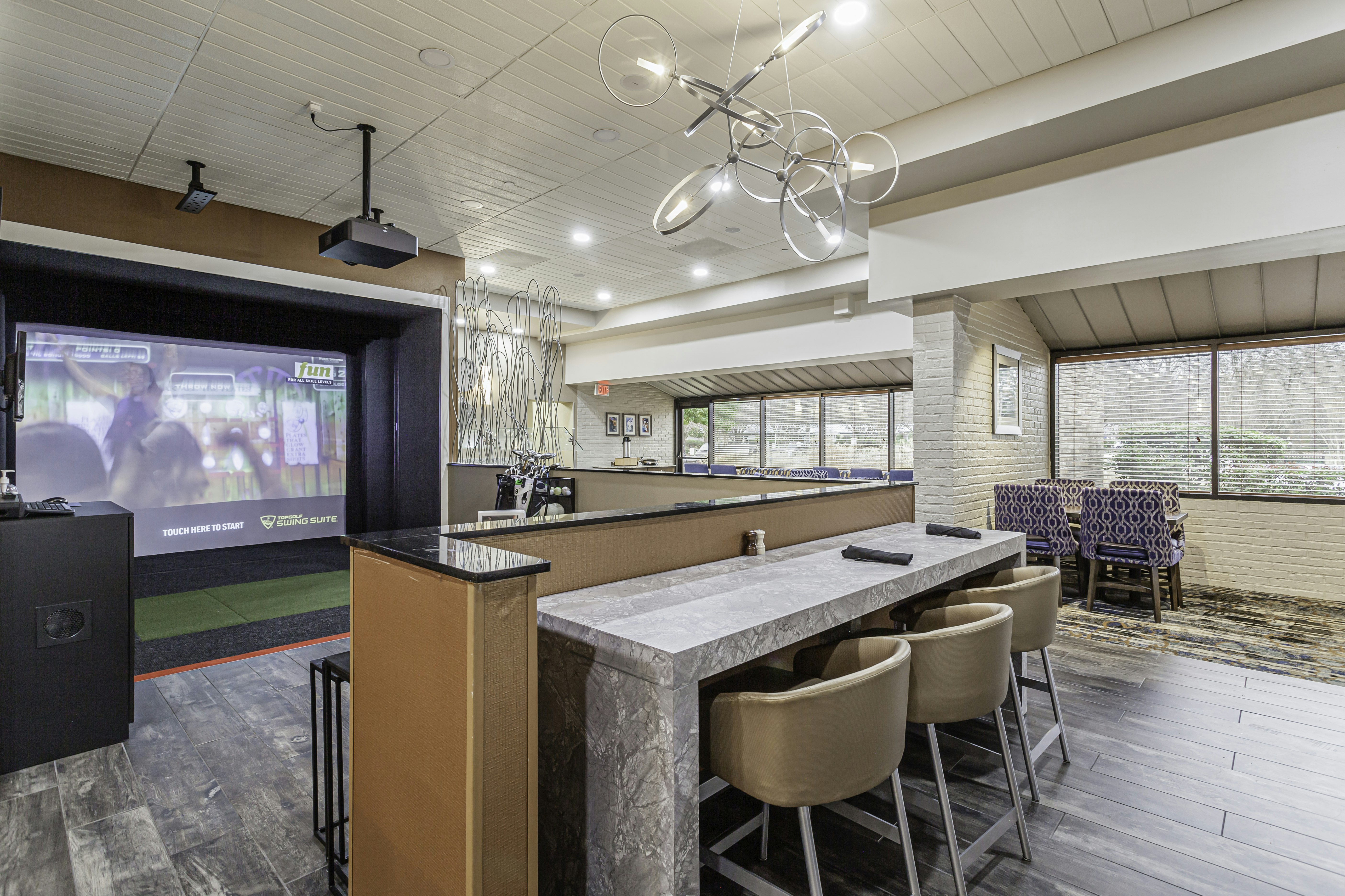 Doubletree Memphis 63/68