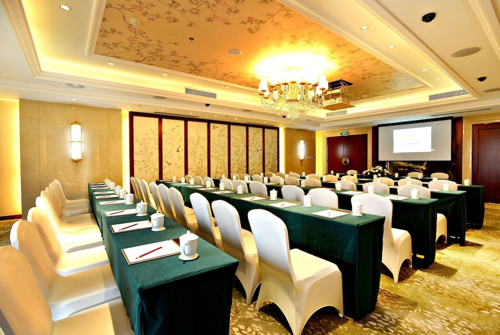 Wyndham Garden Zhengzhou East 29/35