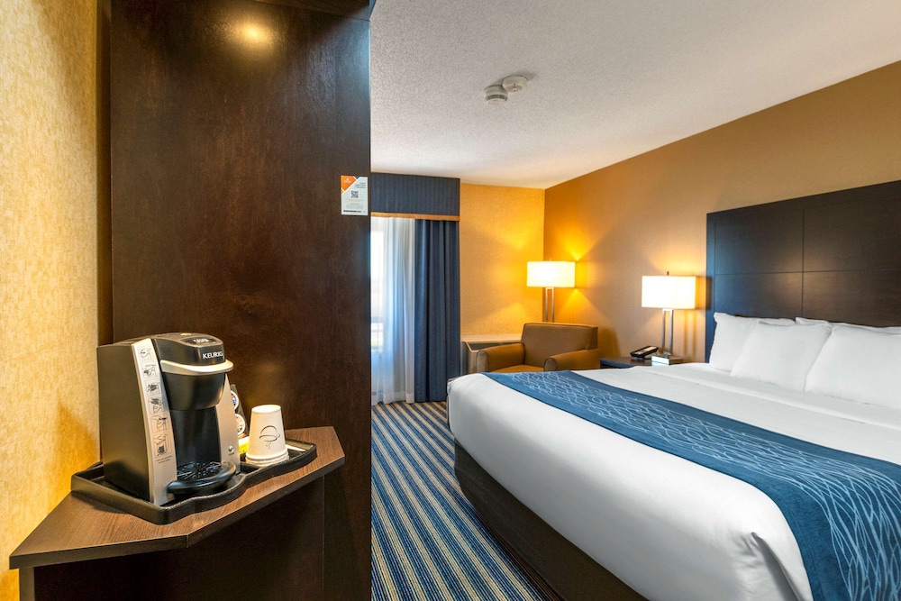 Comfort Inn St. Thomas 13/42