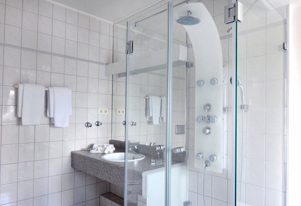 Hotel Schweizer Hof Kassel 10/45