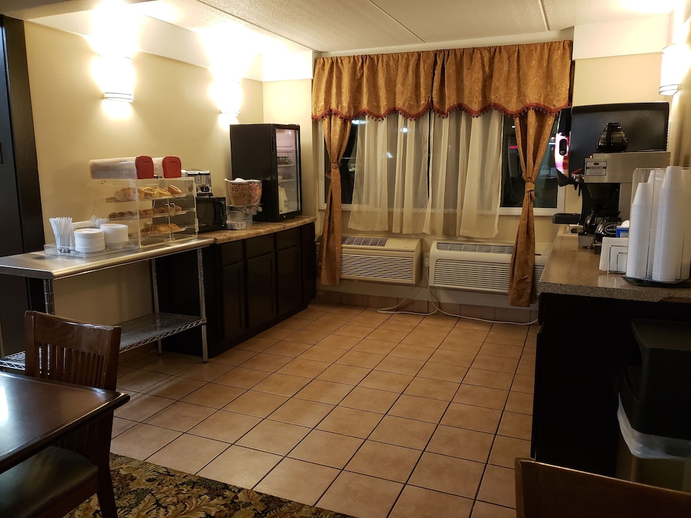 Budget Host Inn 3/60