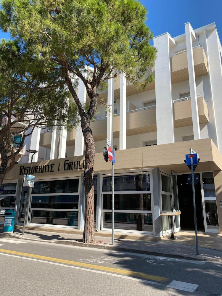 HOTEL IVANA 3/31