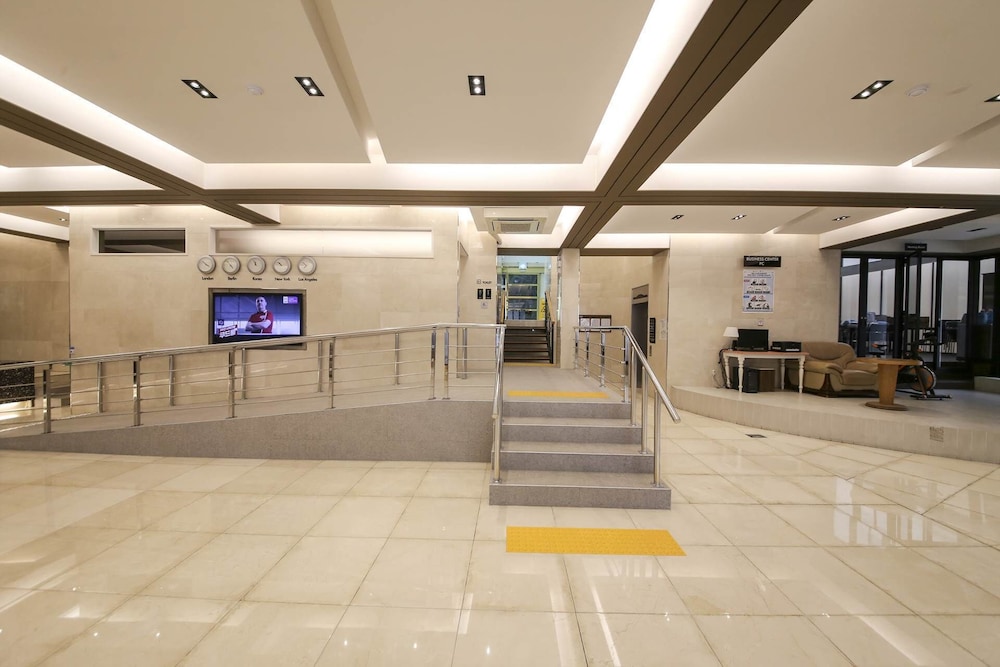 E Cheonan Hotel 6/50