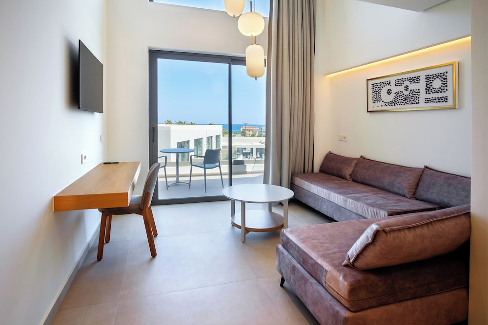 Phos Hotel - Adults Only 43/54