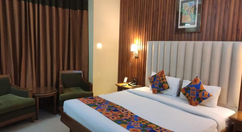 HOTEL CONCLAVE EXECUTIVE 6/24