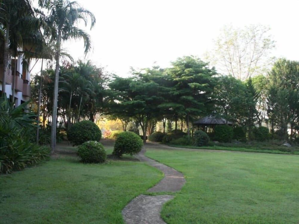 Fuengfah Riverside Garden Resort Chiang Mai 37/48