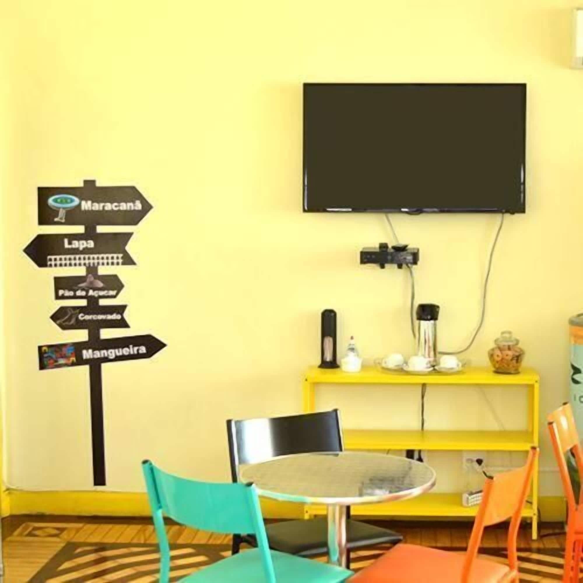 Arena Maracana Hostel 24/40