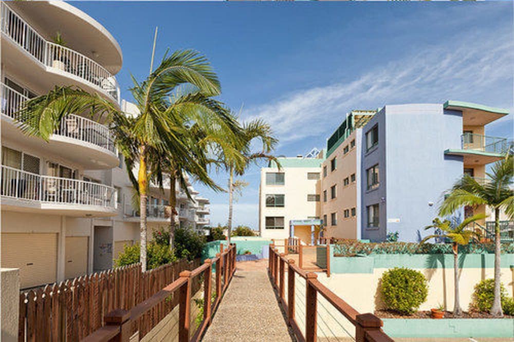 Bayviews and Harbourview Holiday Apartments 16/17