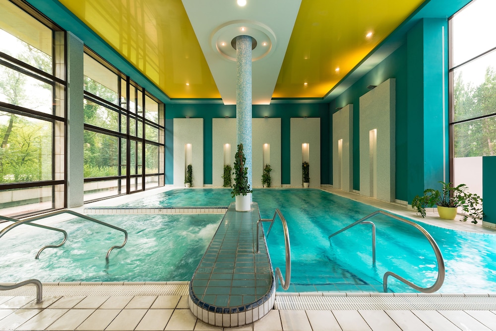 DANUBIUS HEALTH SPA RESORT ESPLANADE 43/66