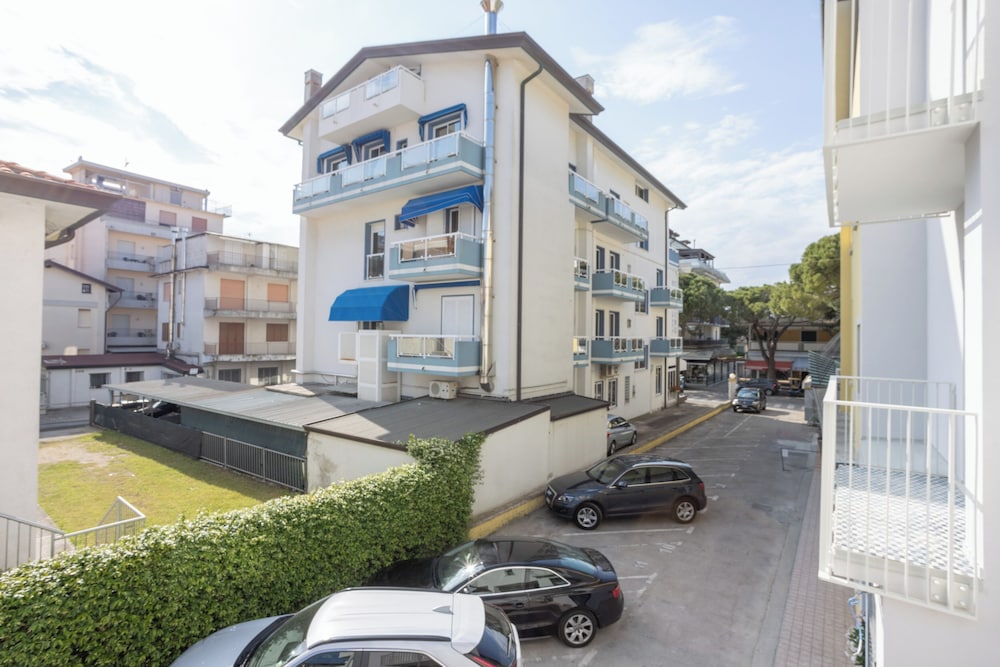 Diana Jesolo 39/50