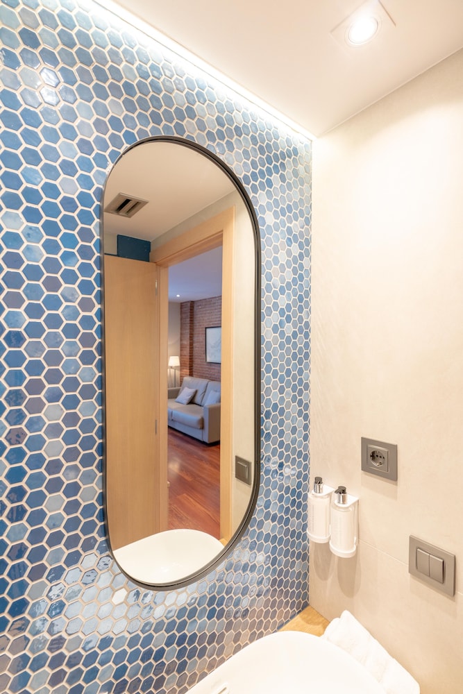 Serennia Cest Apartamentos Arc de Triomf 21/23