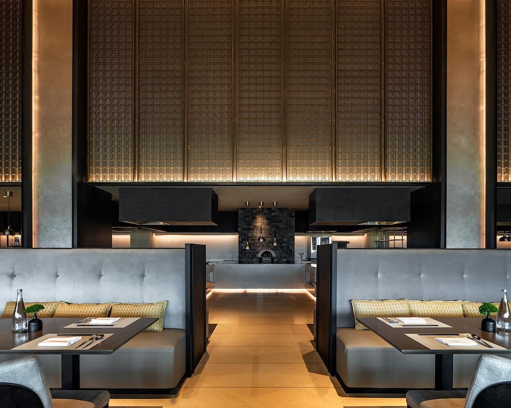The Lalu Nanjing 33/41