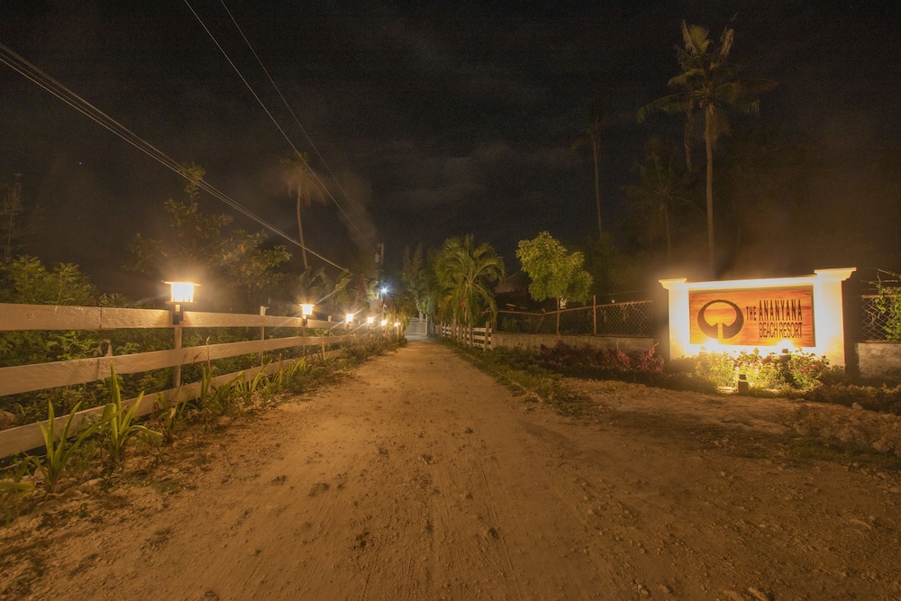 Ananyana Beach Resort 65/70