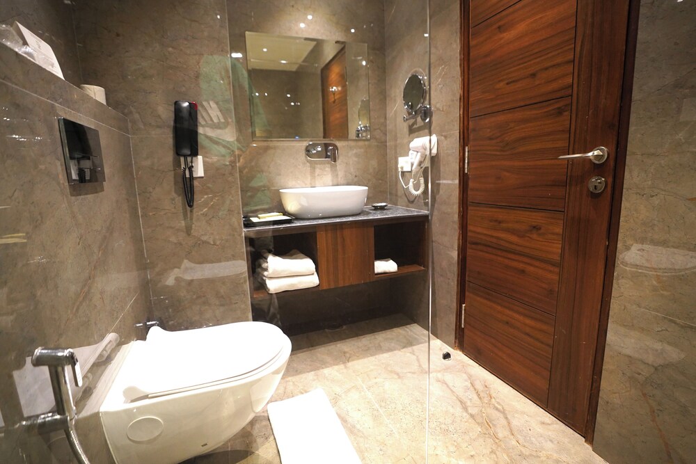غرفة ديلوكس بسرير مزدوج، WelcomHeritage Parv Vilas Resort & Spa 4/4