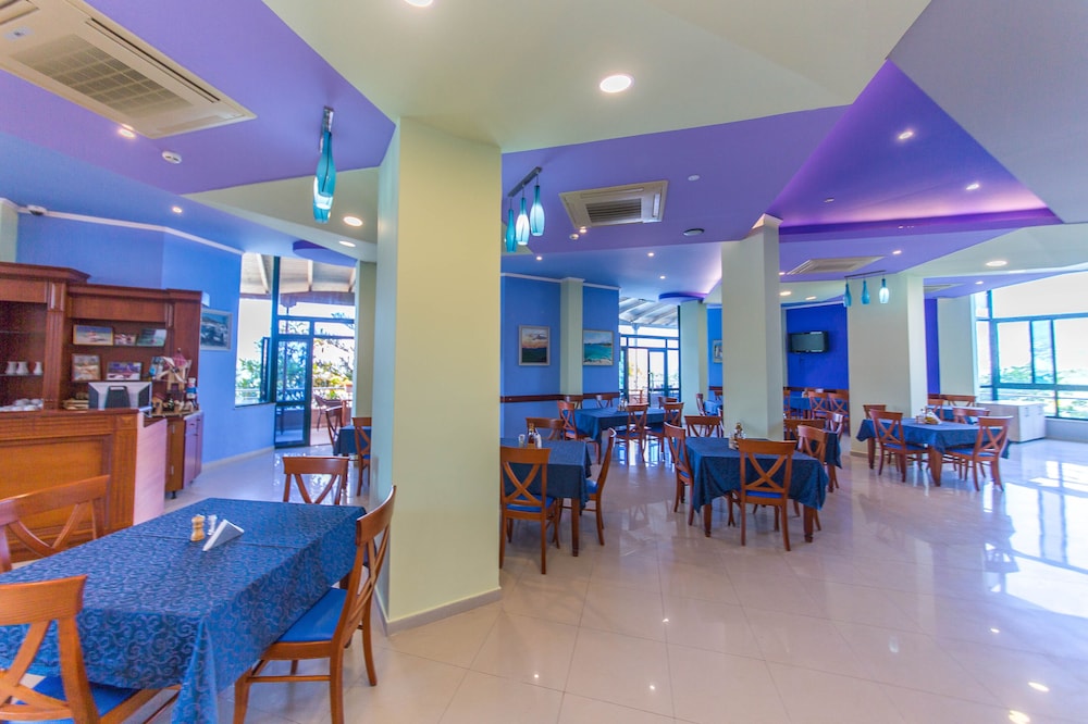 Hotel Bahamas 25/50