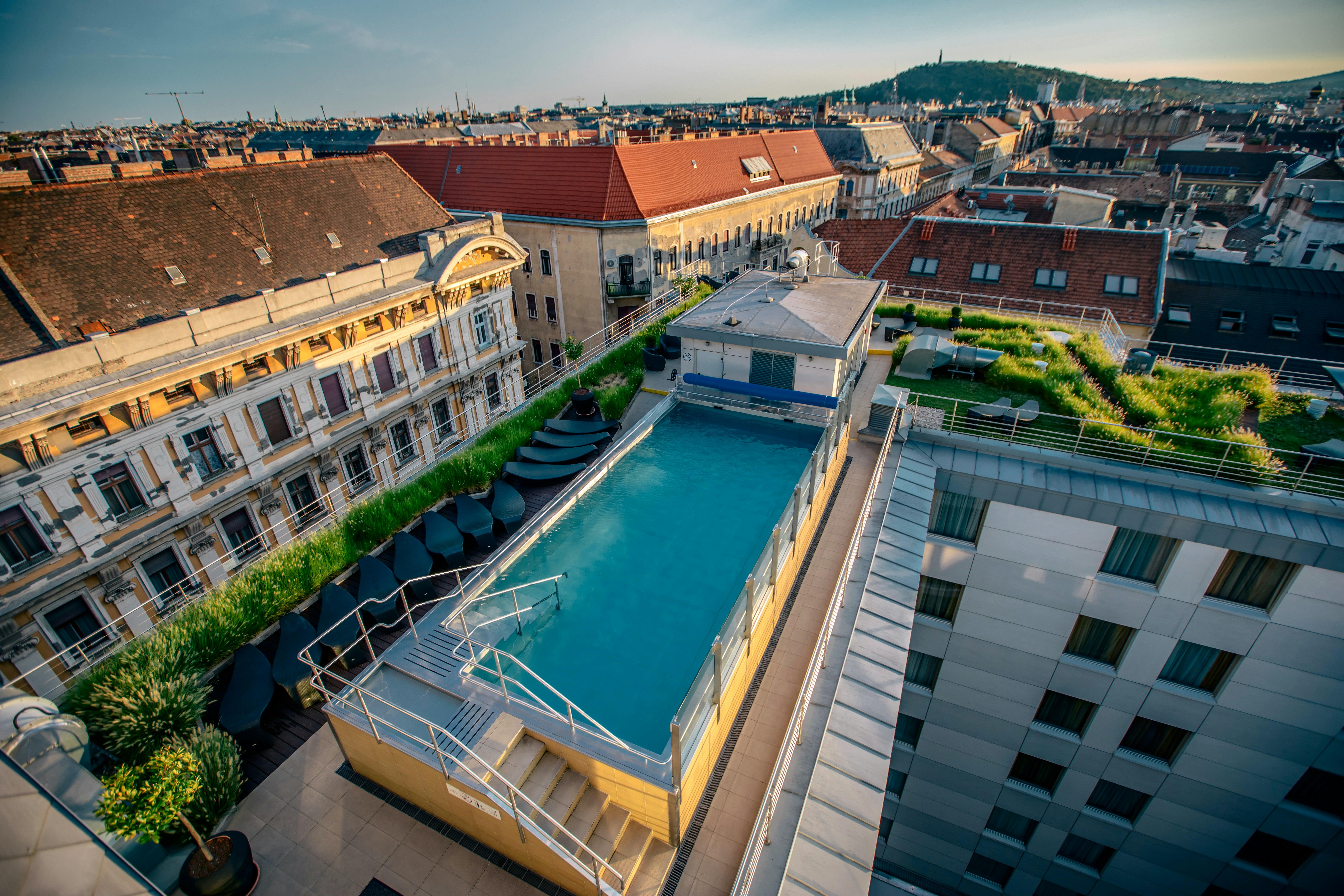 Continental Hotel Budapest 46/50