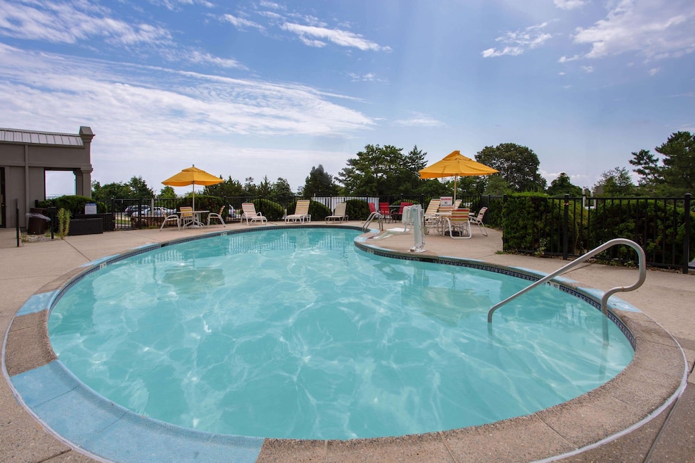 Days Inn by Wyndham Absecon Atlantic City Area 5/39
