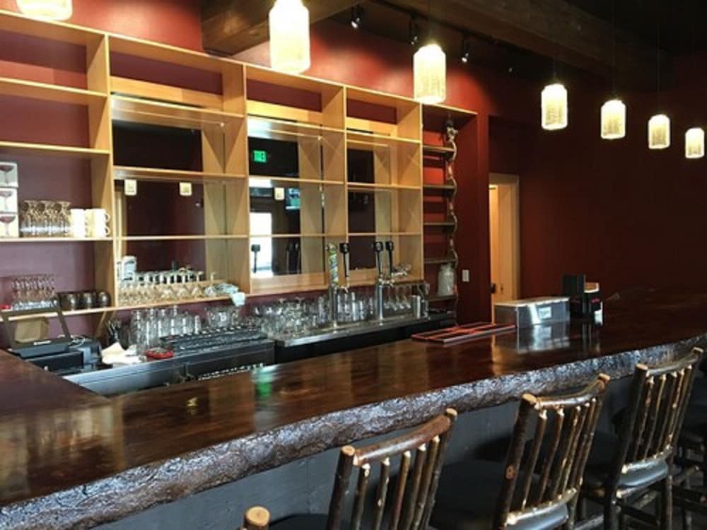 Sitka Hotel And Restaurant 28/45