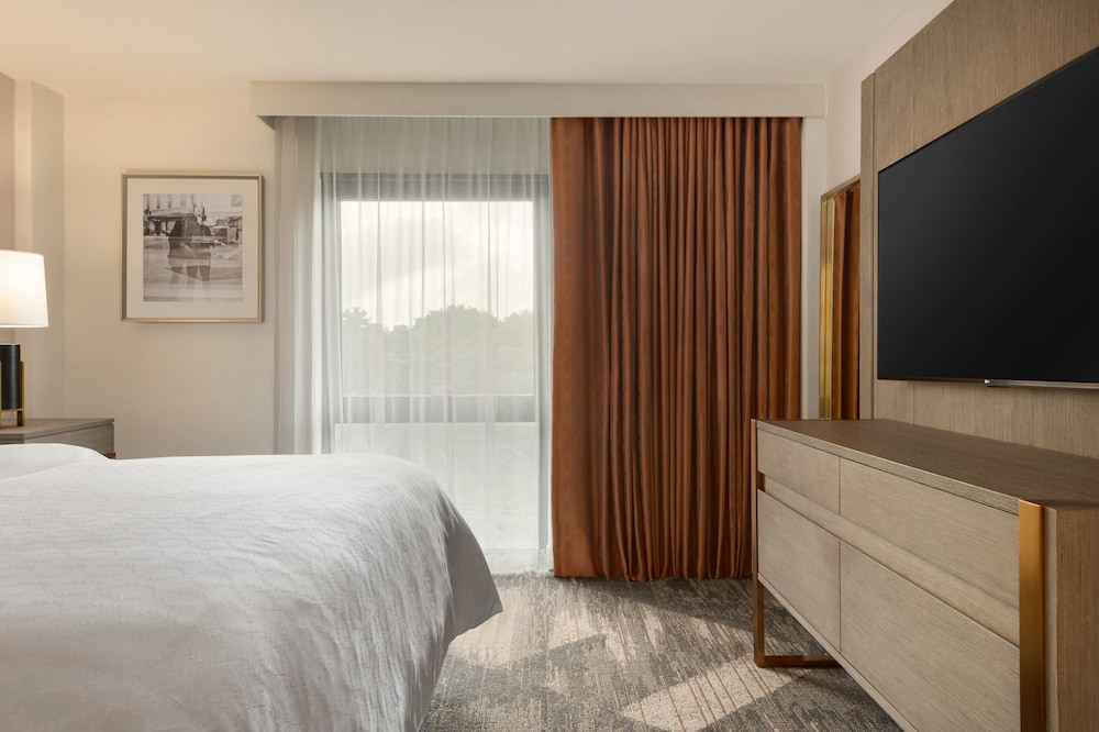 Sheraton Madison Hotel 7/70
